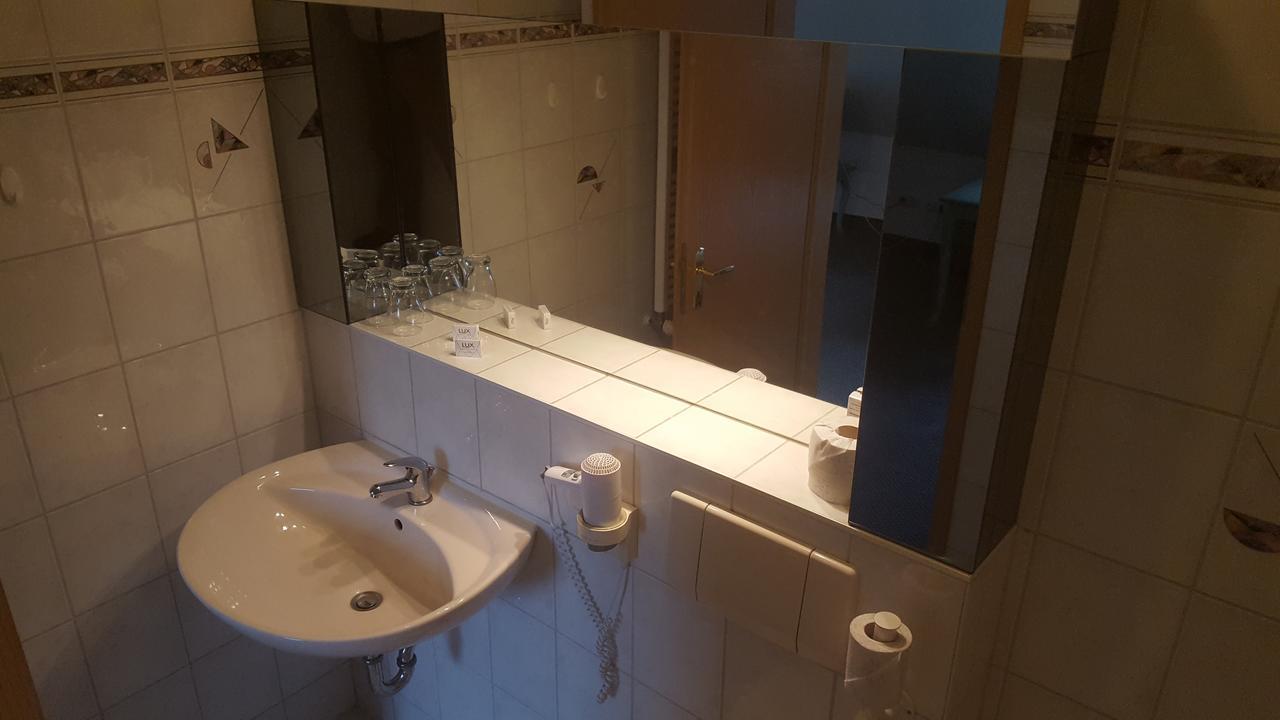 Hotel Ziegenkrug Schweriner Tor Pampow Dış mekan fotoğraf