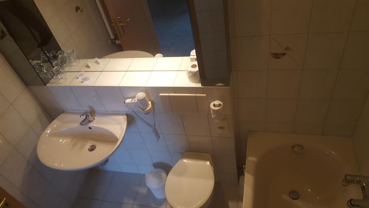 Hotel Ziegenkrug Schweriner Tor Pampow Dış mekan fotoğraf