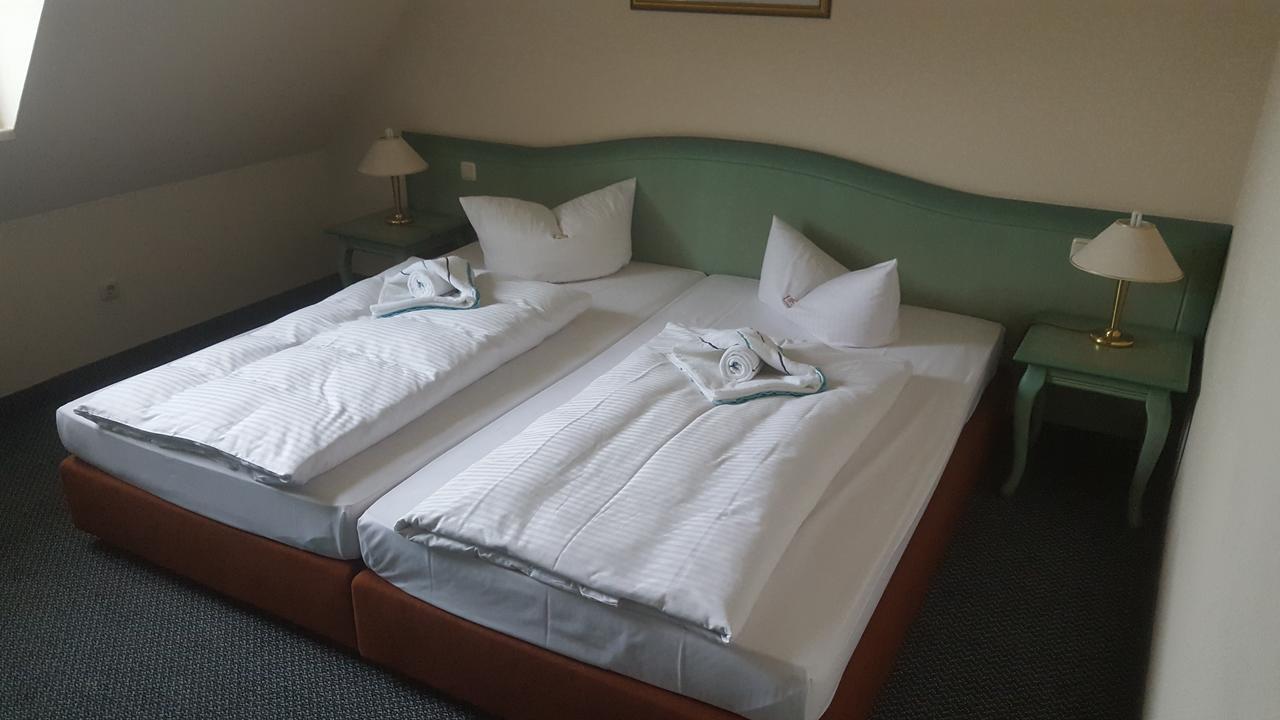 Hotel Ziegenkrug Schweriner Tor Pampow Dış mekan fotoğraf